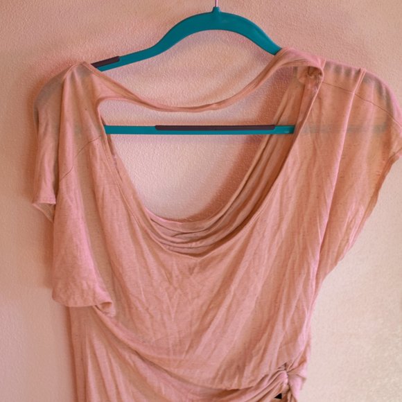 Relaxed fit top, deep open back - Picture 2 of 3